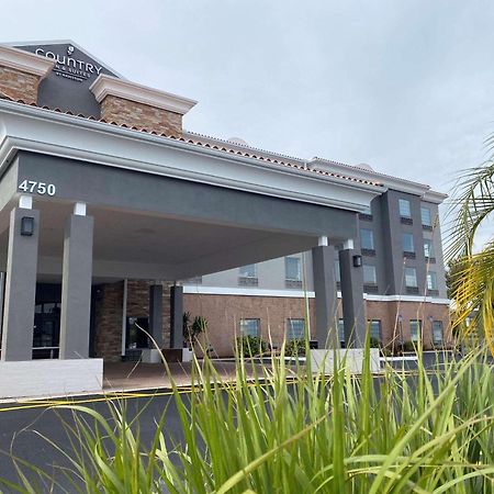 Country Inn & Suites By Radisson, Rj Stadium - Tampa Airport East Экстерьер фото