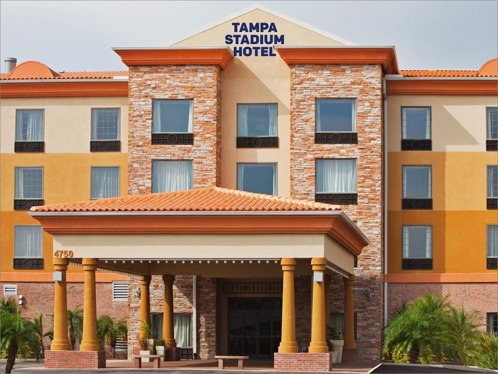 Country Inn & Suites By Radisson, Rj Stadium - Tampa Airport East Экстерьер фото
