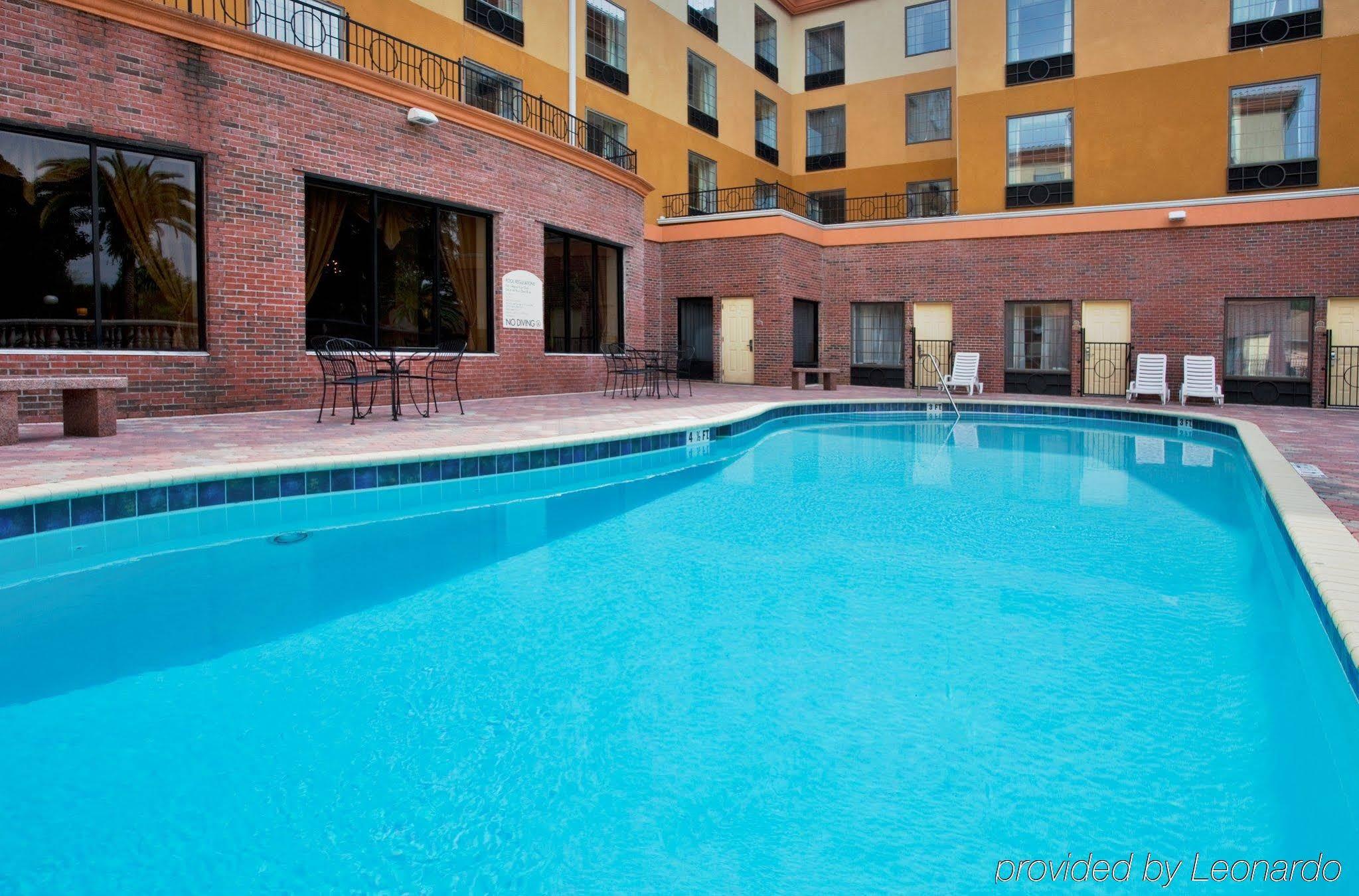 Country Inn & Suites By Radisson, Rj Stadium - Tampa Airport East Экстерьер фото