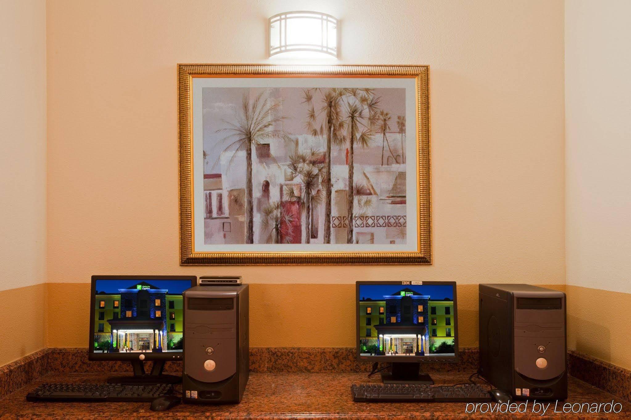 Country Inn & Suites By Radisson, Rj Stadium - Tampa Airport East Экстерьер фото