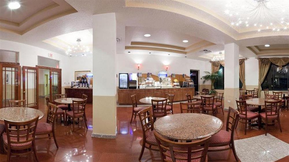 Country Inn & Suites By Radisson, Rj Stadium - Tampa Airport East Экстерьер фото